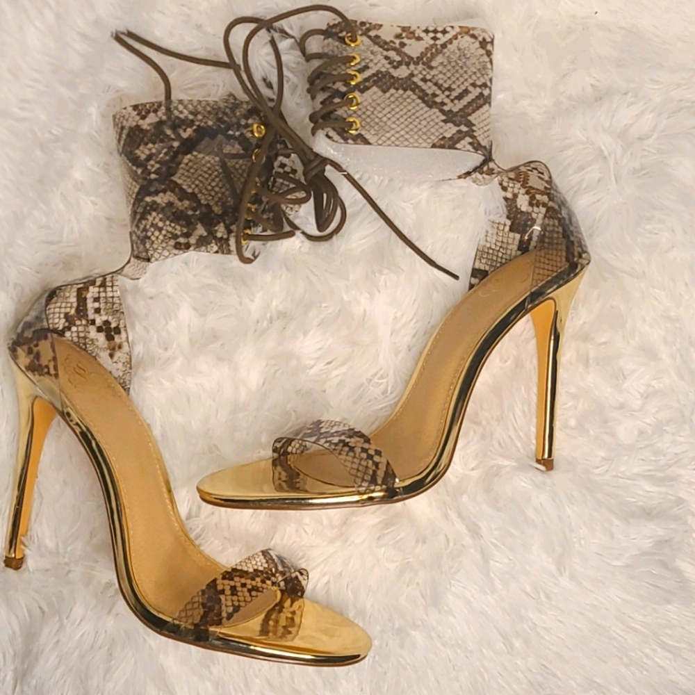 Snake skin print high heel